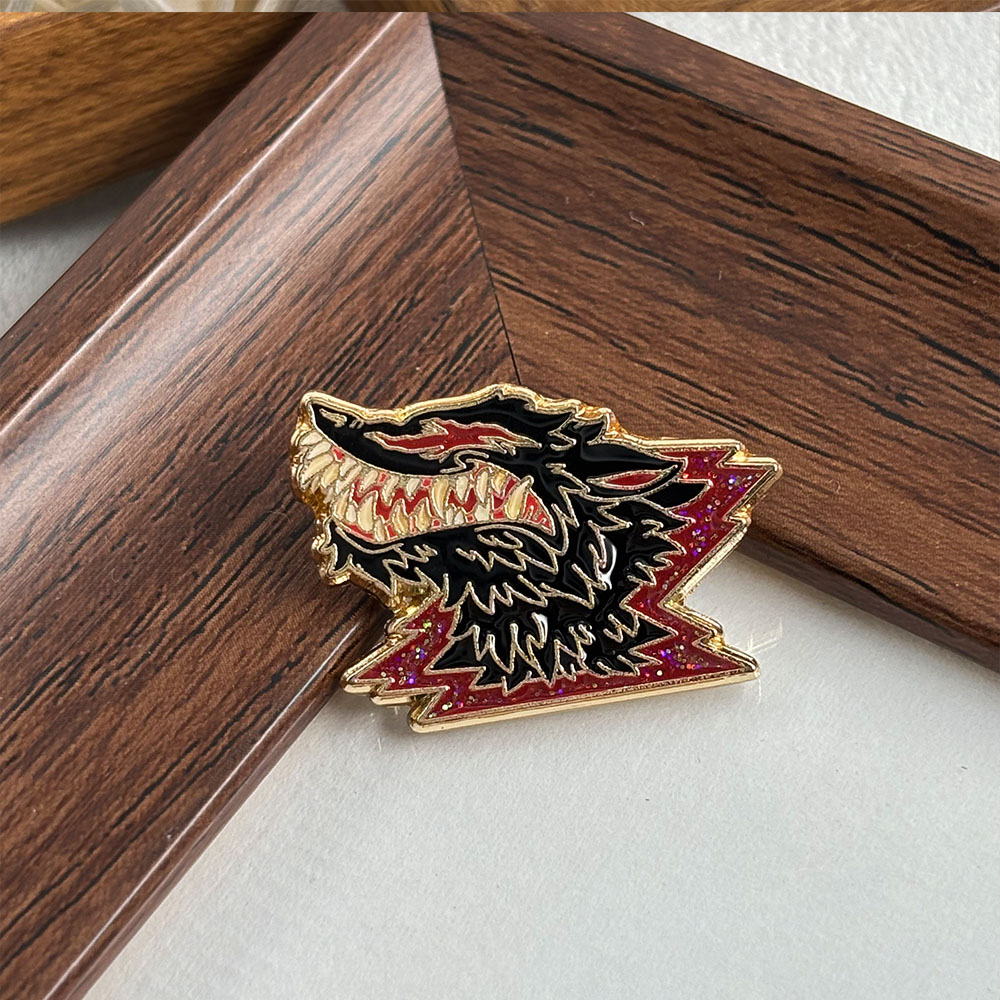 Vintage Collectible Clothing - Metallbrosche mit geflügeltem Wolf, Abzeichen im