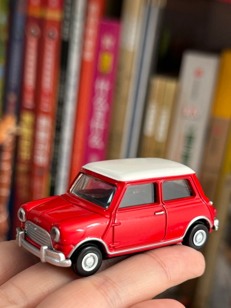 TOMY Premium Black Box im Maßs – Vintage Collectible Model Cars Bewertung und Preis